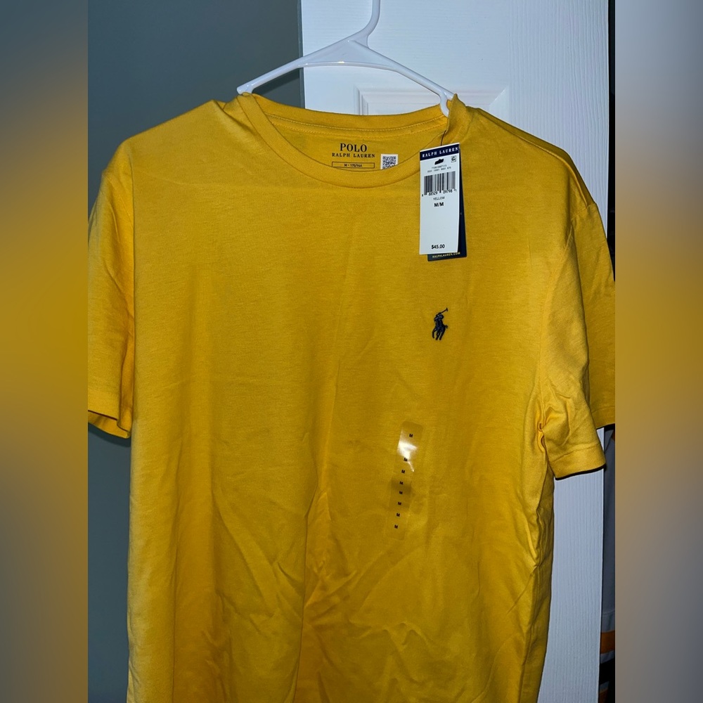 Medium yellow Ralph Lauren t shirt brand new